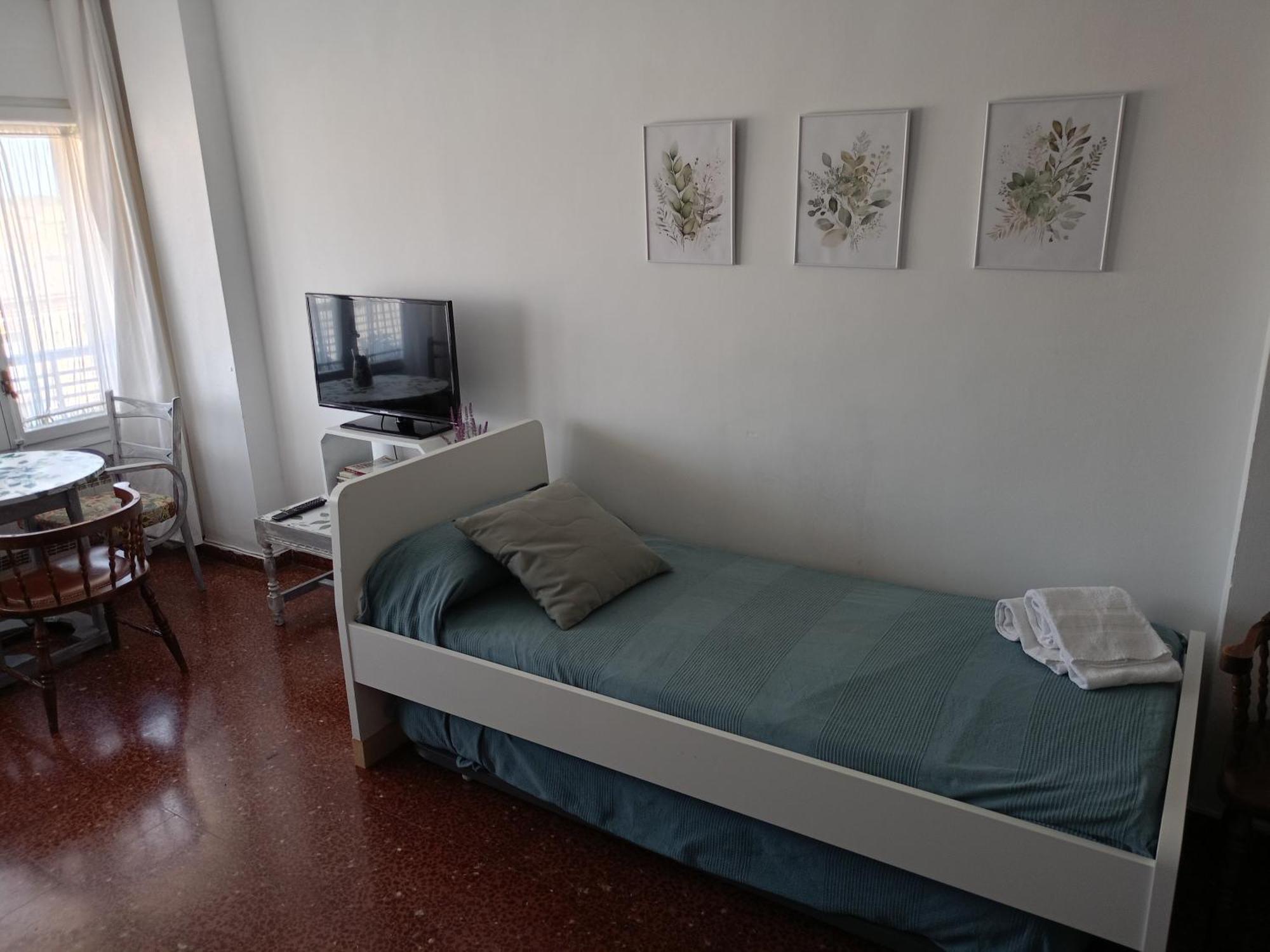 Pensión las Hojas Tudela Exterior foto